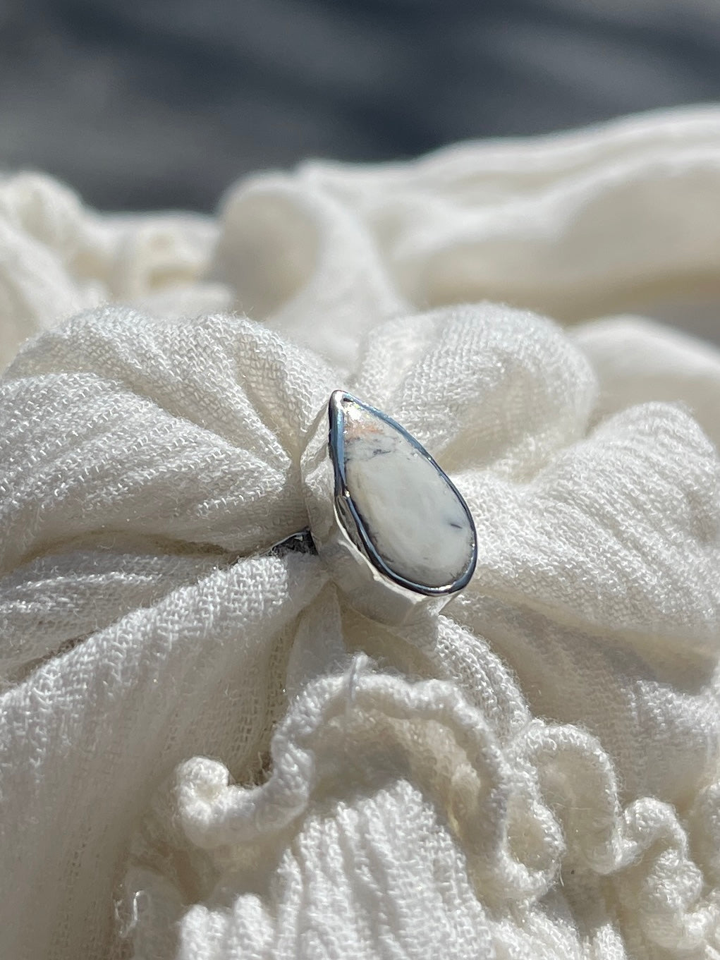 White Buffalo Teardrop Ring | Size 5