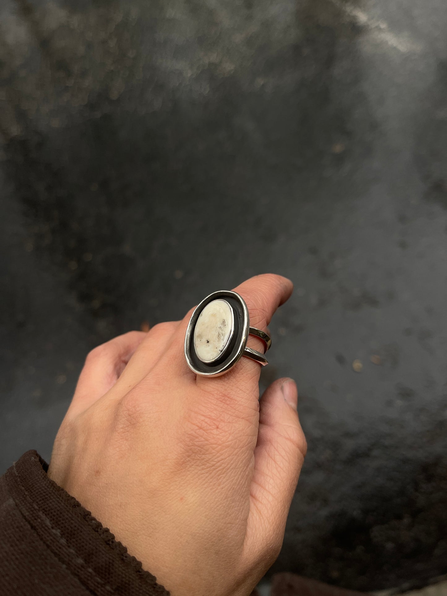 White Buffalo Shadow Box Ring | Size 8