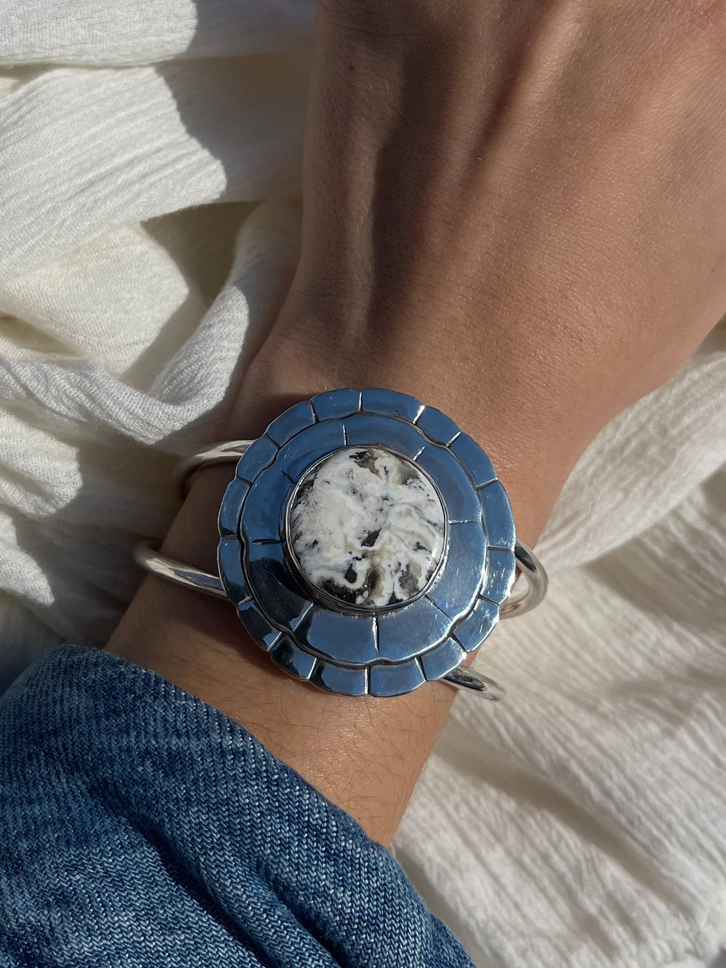 White Buffalo Cuff | 5.5 |