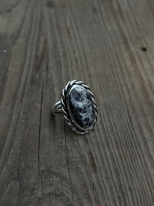 White Buffalo Ring | Size 4