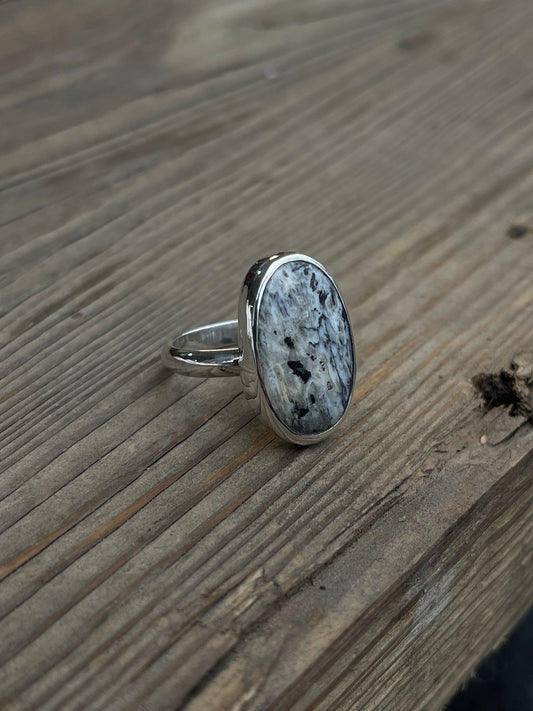 White Buffalo Ring | Size 8.5