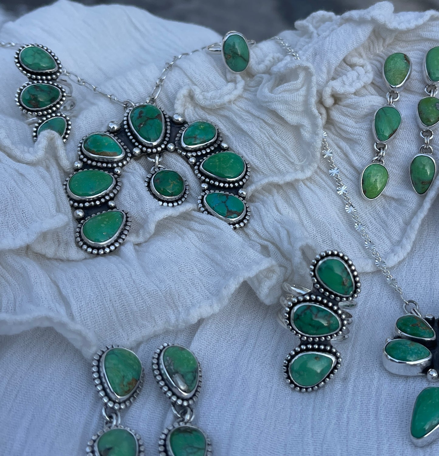 Cielo Turquoise 8 Stone Necklace