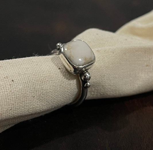 Magnesite Simple Stone Ring | Size 6