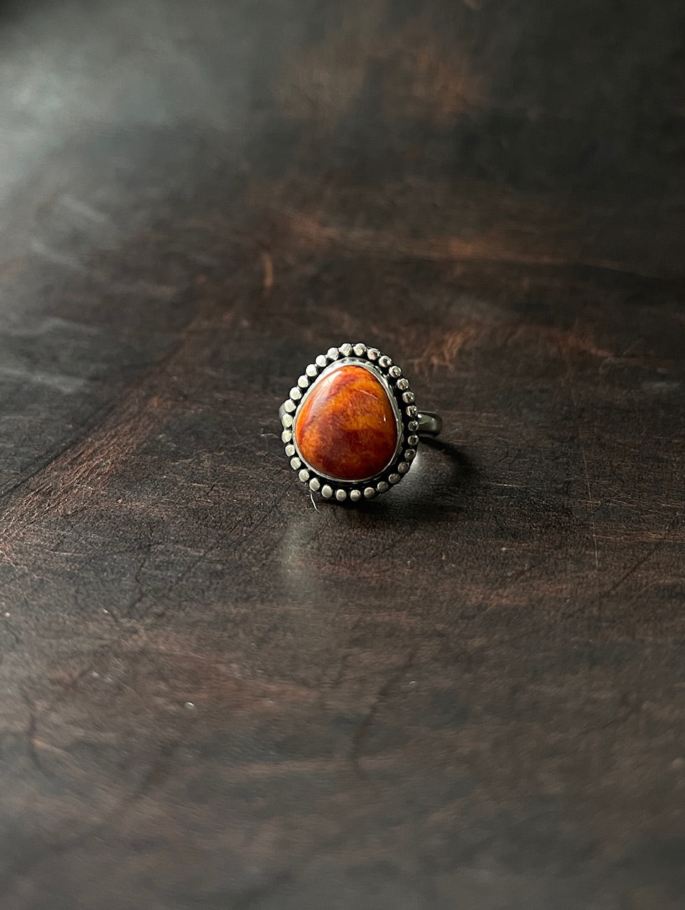 Spiny Oyster Circle Ring | Size 6 |